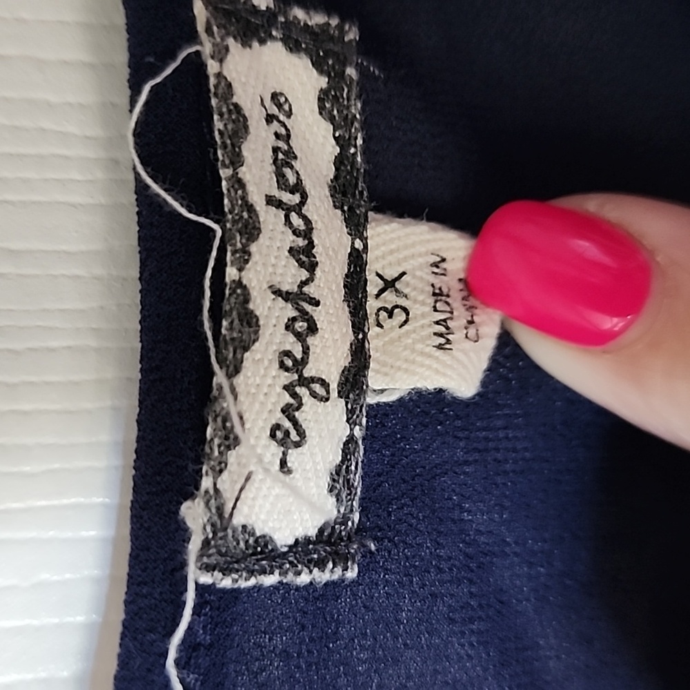 Elegant Navy Blue Women's Top - Picture 3 of 3